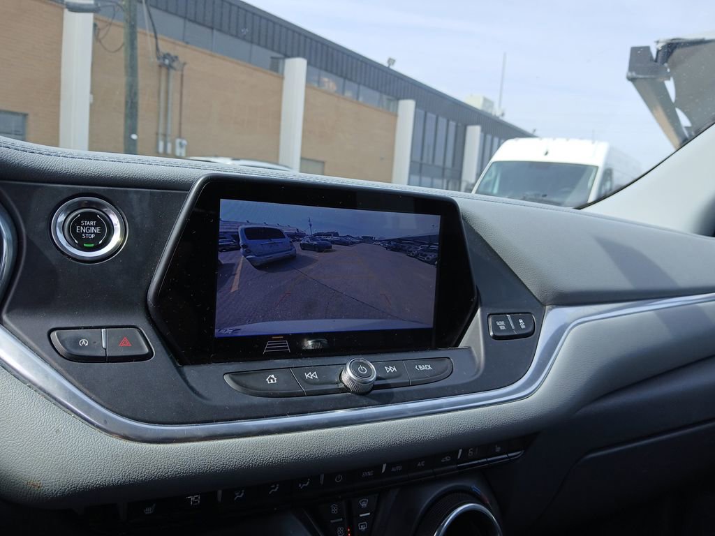 Used 2020 Chevrolet Blazer LT image 13