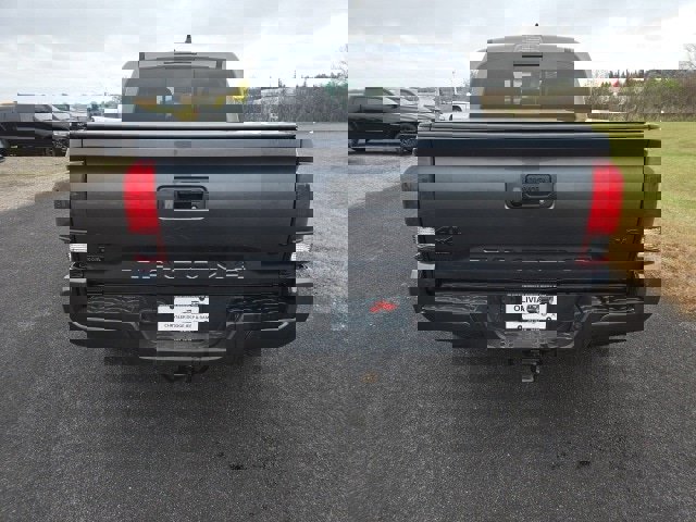 Used 2023 Toyota Tacoma 4x4 Double Cab image 4
