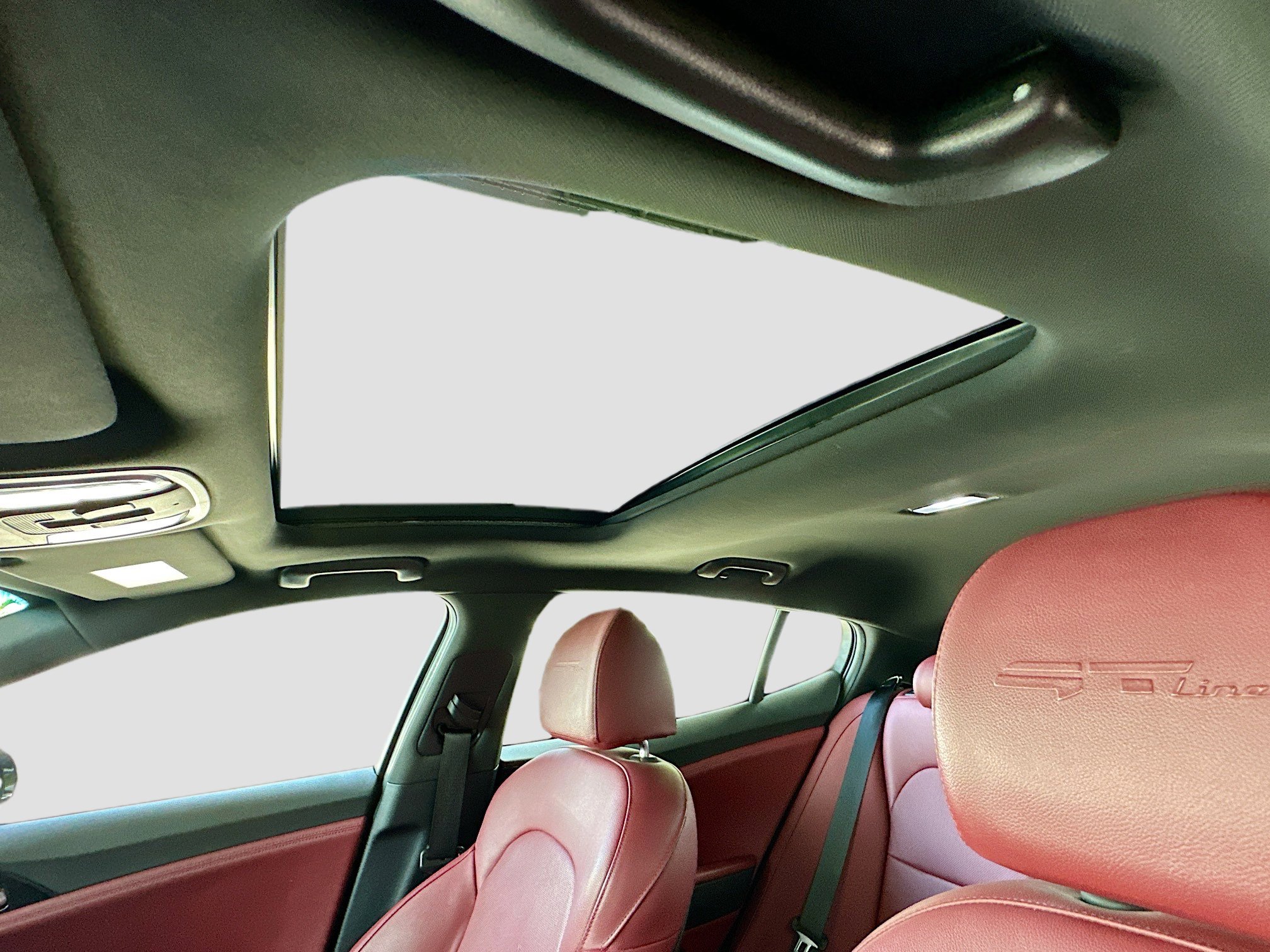 Used 2023 Kia Stinger GT-Line w/ Sun & Sound Package image 21