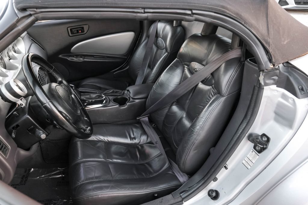 Used 2001 Chrysler Prowler image 26