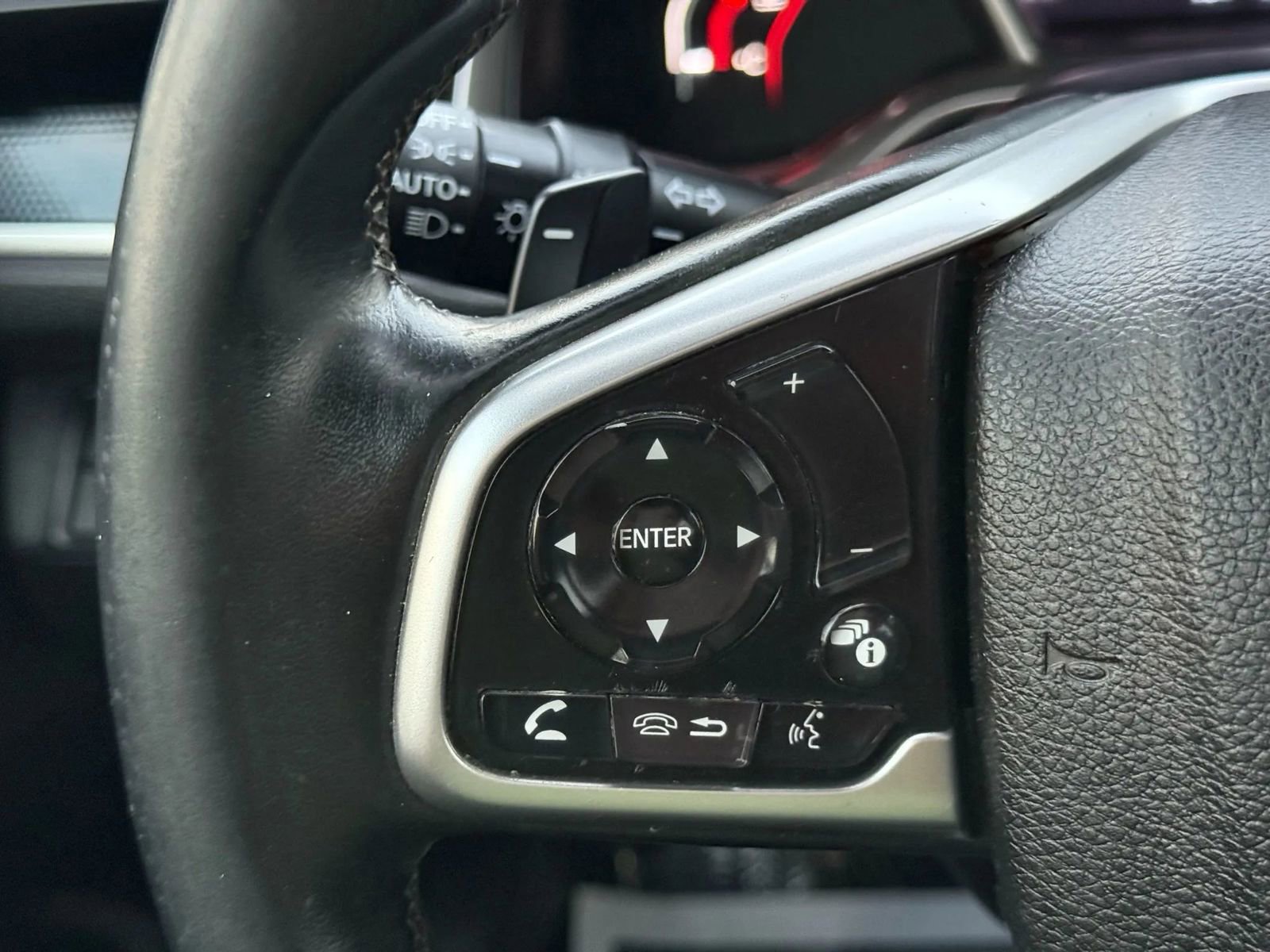 Used 2020 Honda Civic Sport image 25