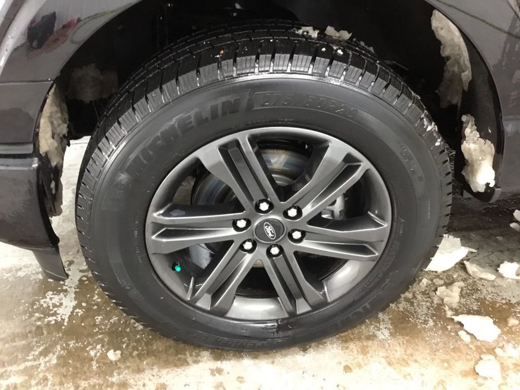 Used 2021 Ford F150 Lariat w/ Equipment Group 502A High image 4