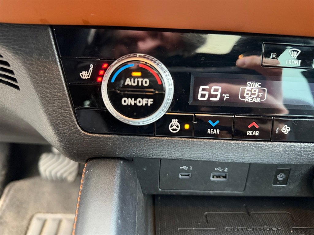 Used 2022 Mitsubishi Outlander SEL image 30