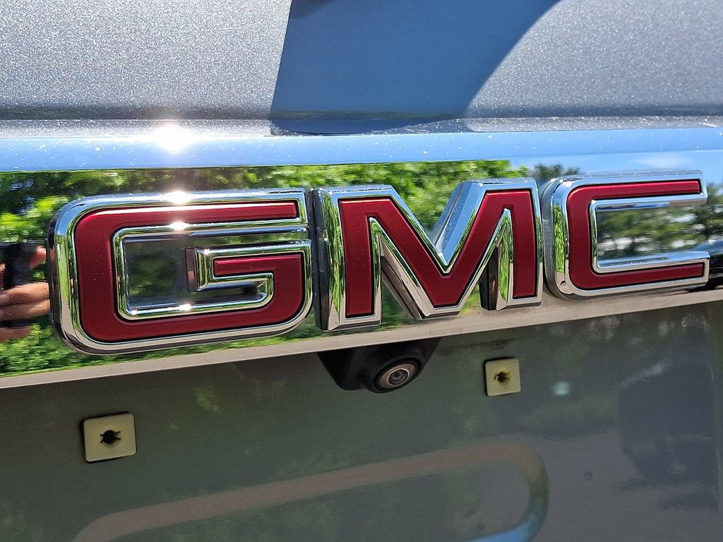 Certified 2023 GMC Acadia SLT AWD/4WD image 30