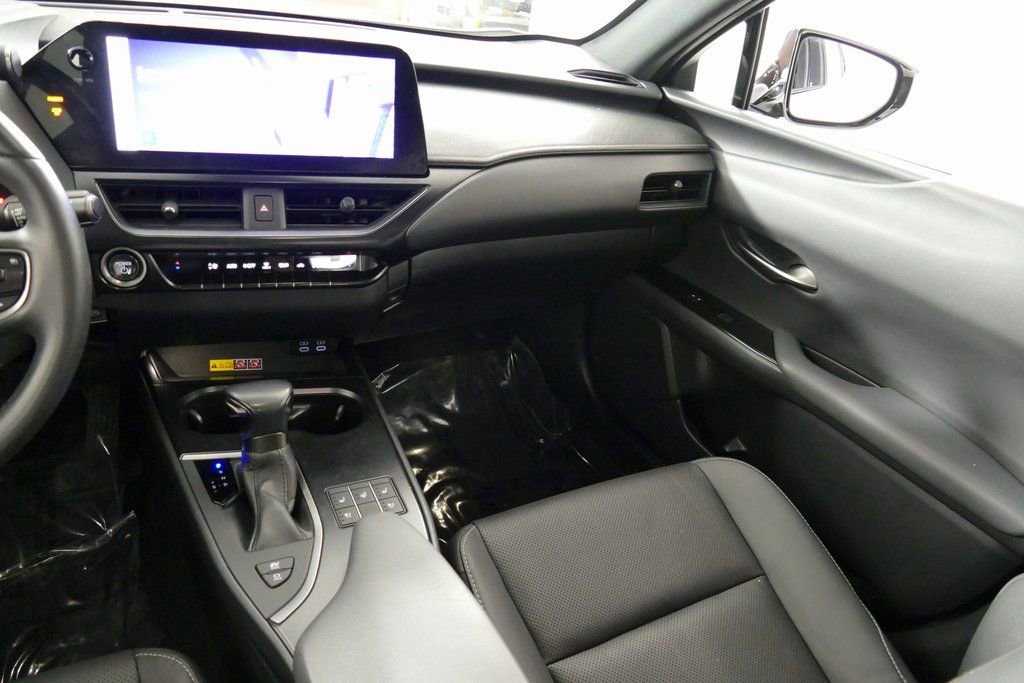 Used 2023 Lexus UX 250h AWD w/ Premium Package image 25