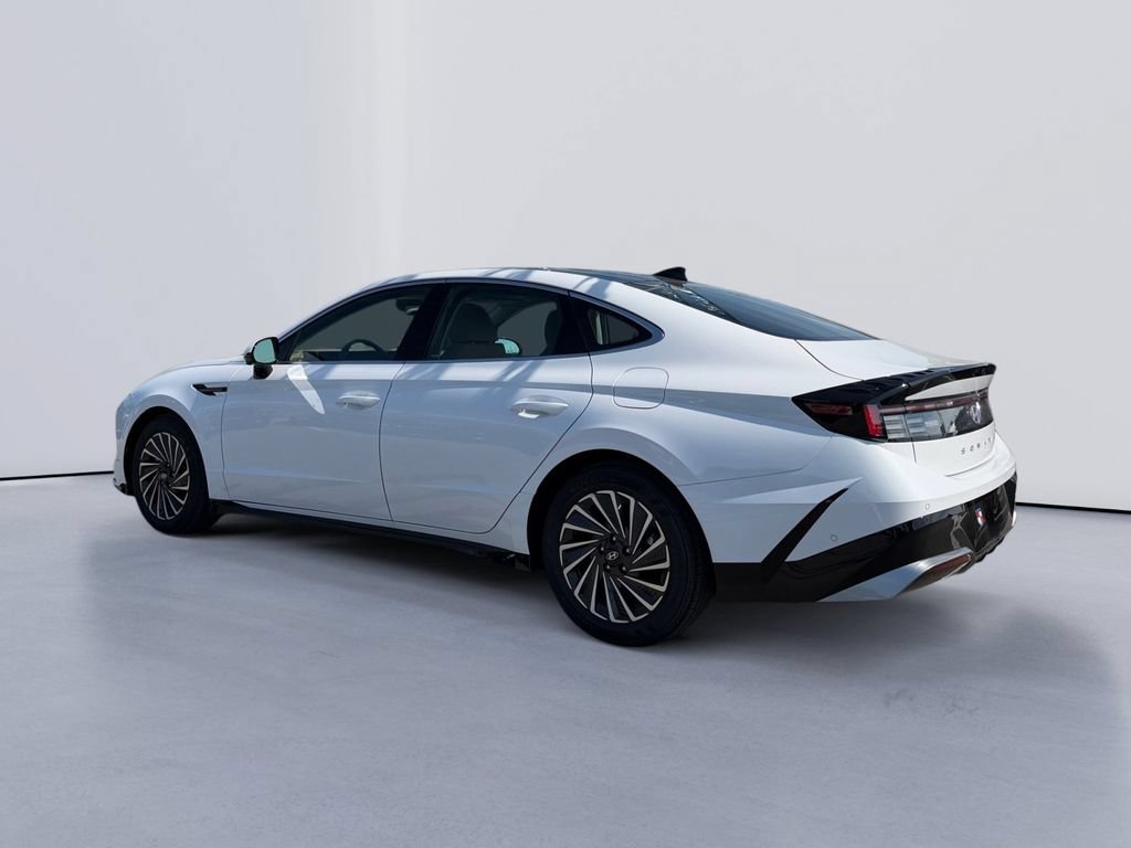 New 2026 Hyundai Sonata Limited FWD image 5