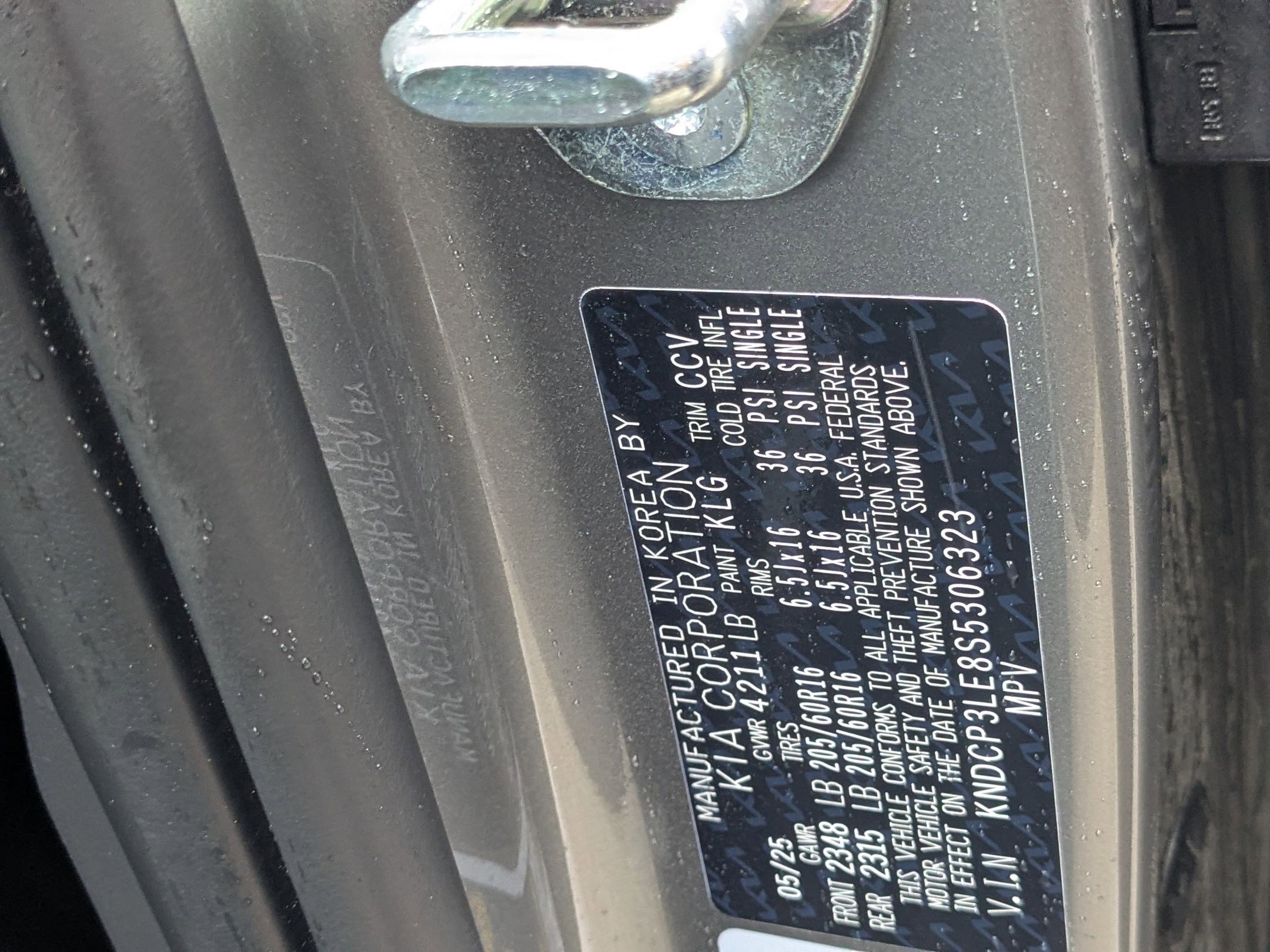 Used 2025 Kia Niro LX FWD image 35