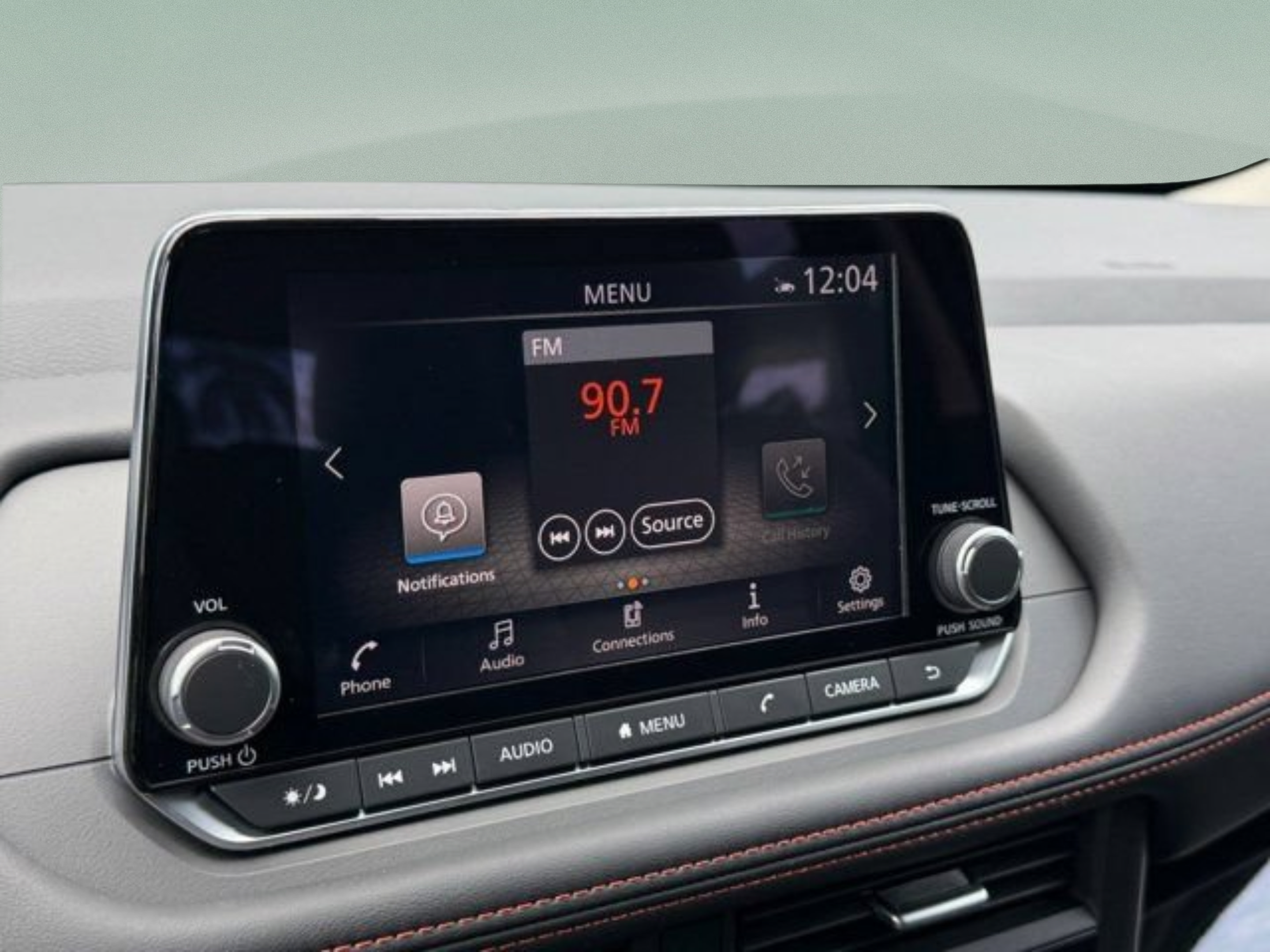 Used 2026 Nissan Rogue SV AWD/4WD image 18