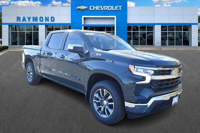 New 2025 Chevrolet Silverado 1500 LT