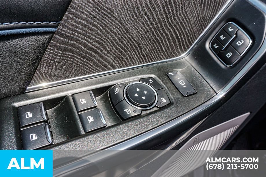 Used 2025 Ford F450 Platinum w/ FX4 Off-Road Package image 51