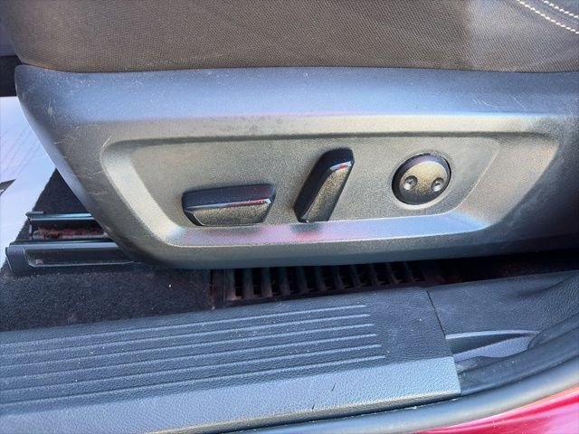 Used 2023 Nissan Rogue SV image 10