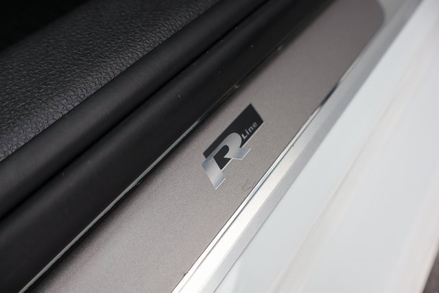 Used 2021 Volkswagen Passat 2.0T R-Line image 43