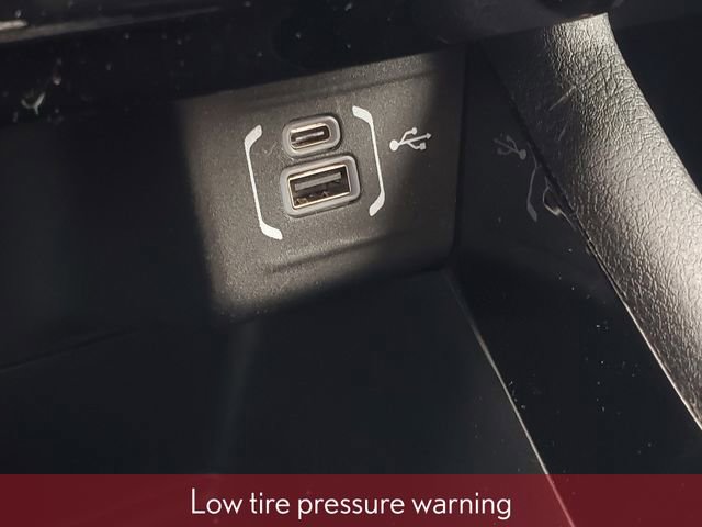 Used 2024 Jeep Compass Limited image 31