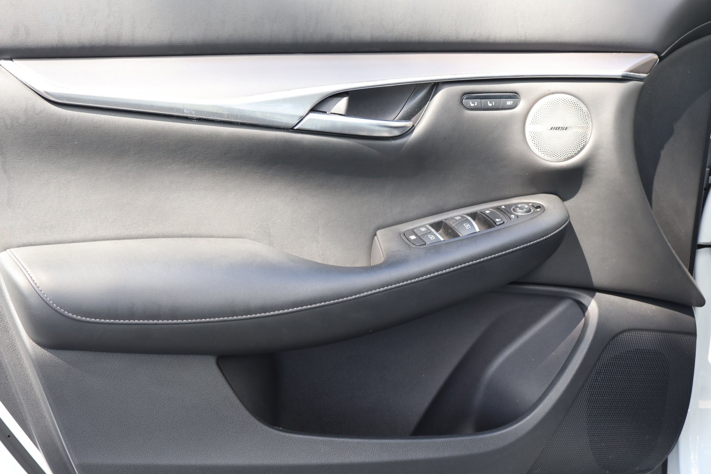 Certified 2023 INFINITI QX50 Luxe FWD image 15