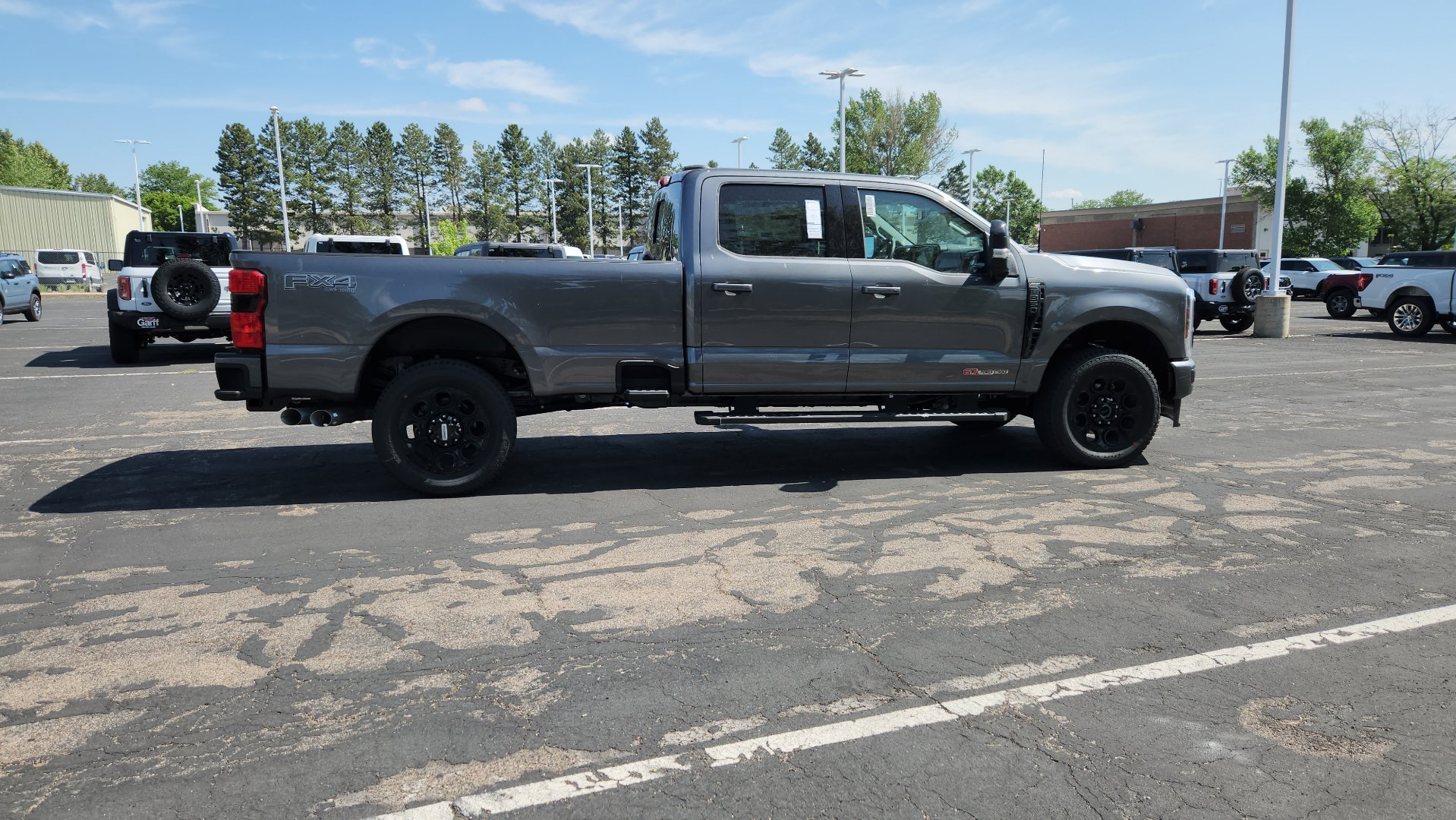 New 2026 Ford F350 Lariat w/ Black Appearance Package AWD/4WD image 17