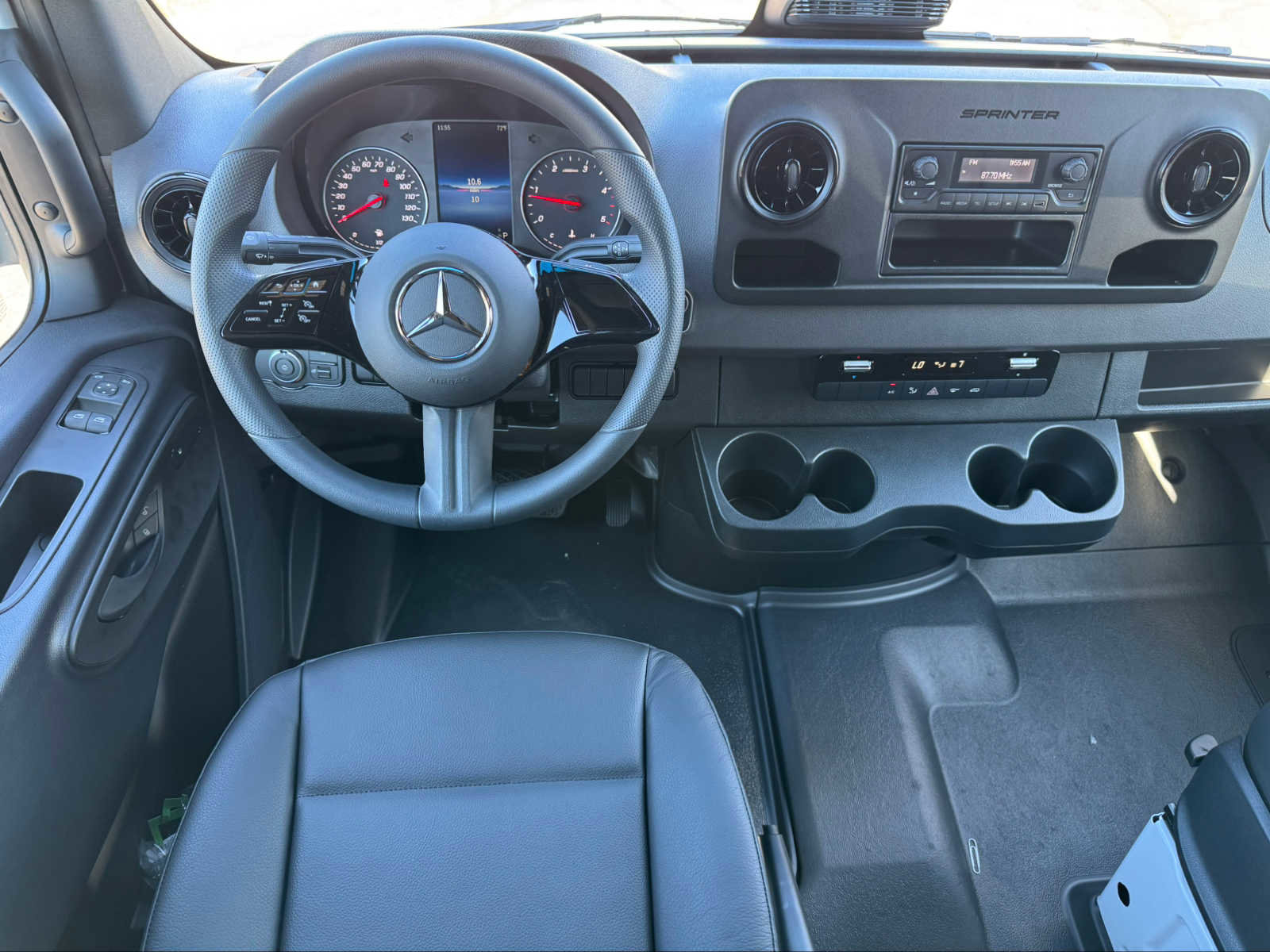 New 2025 Mercedes-Benz Sprinter 2500 image 13