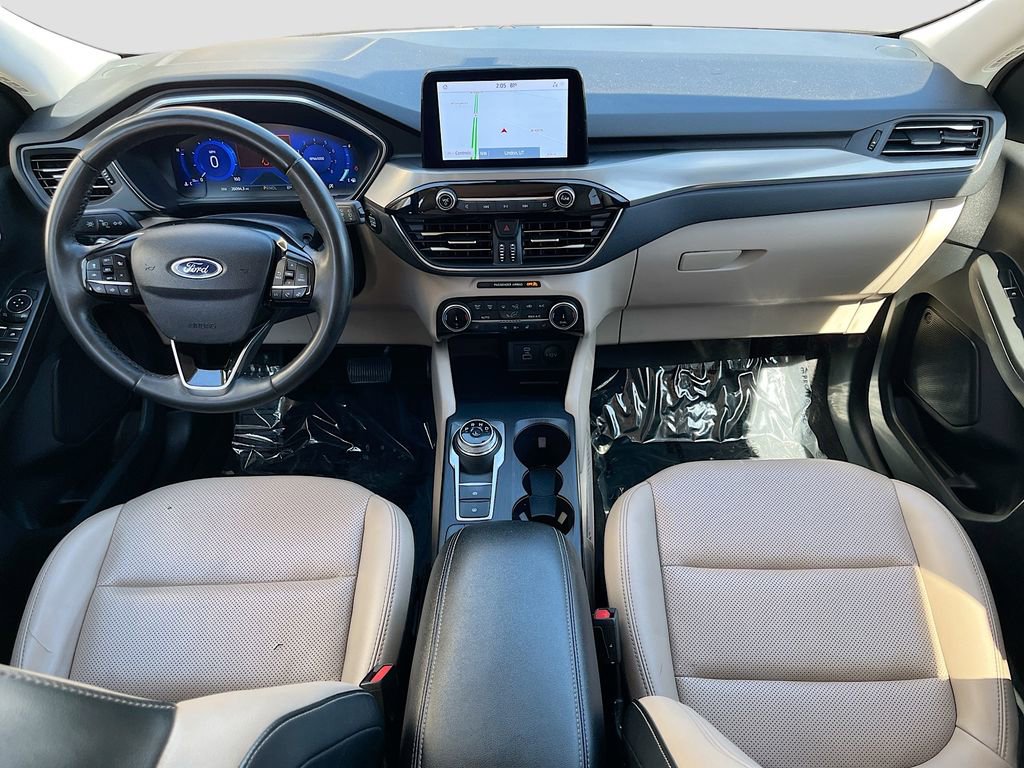 Used 2022 Ford Escape Titanium w/ Class II Trailer Tow Package image 23