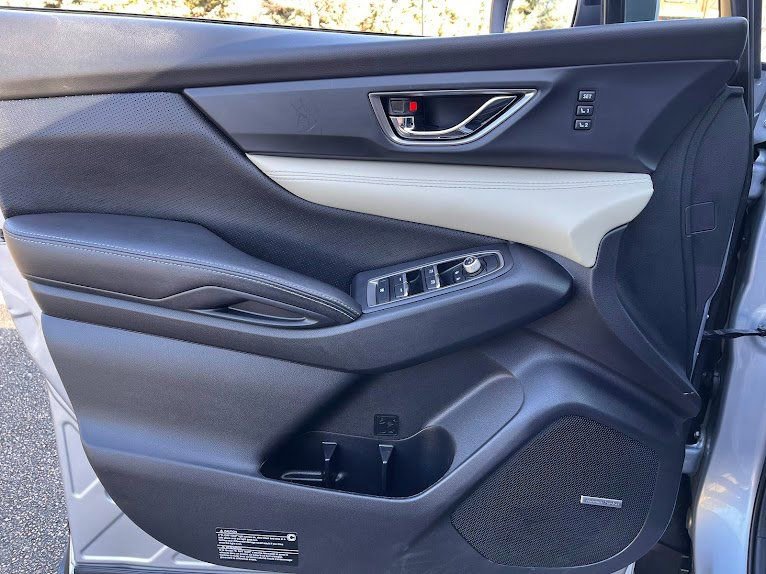 Used 2021 Subaru Ascent Limited w/ Technology Package image 11