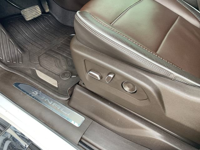 Used 2024 GMC Sierra 1500 Denali w/ Technology Package image 19