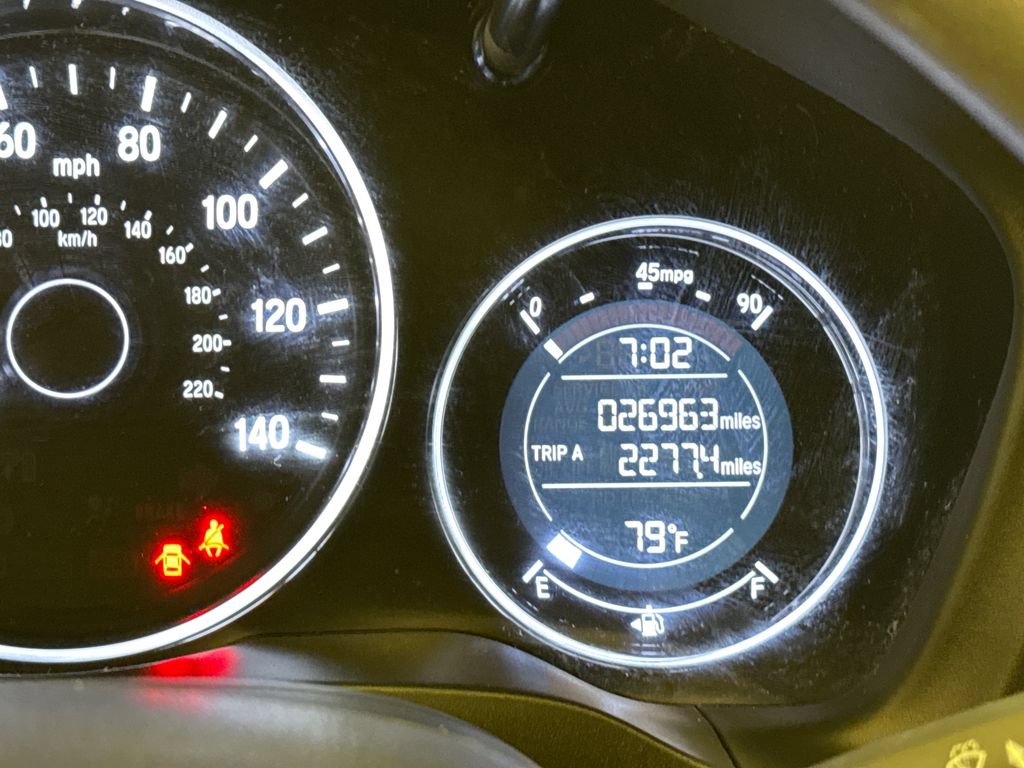 Certified 2022 Honda HR-V LX image 30