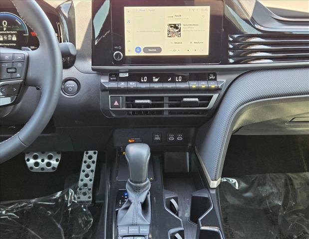 Certified 2025 Toyota Camry SE FWD image 15