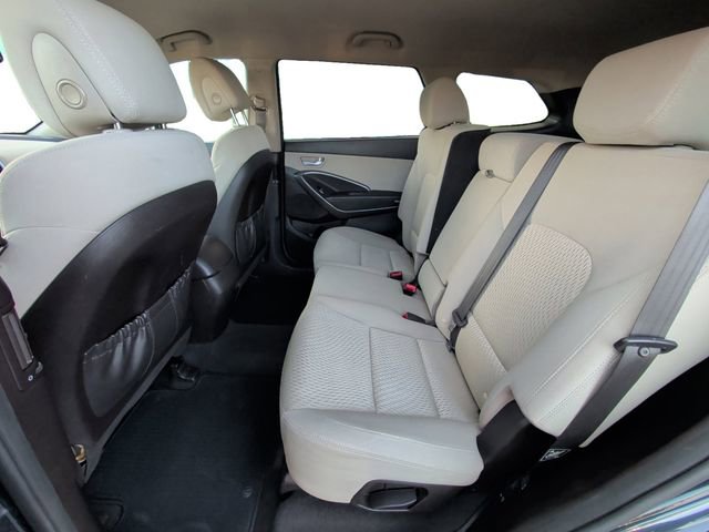 Used 2015 Hyundai Santa Fe GLS image 13