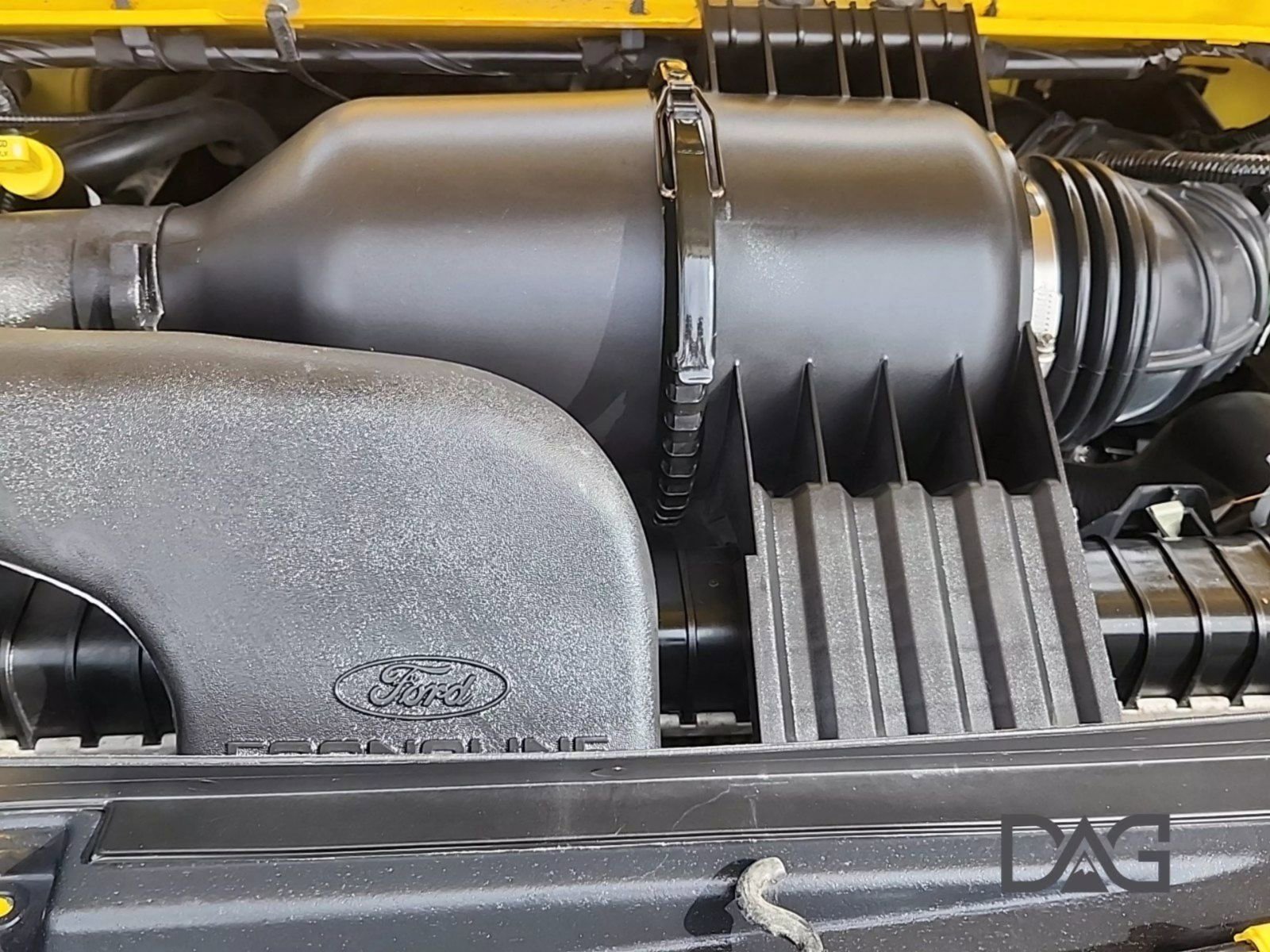 Used 2015 Ford E-350 and Econoline 350 Super Duty image 27