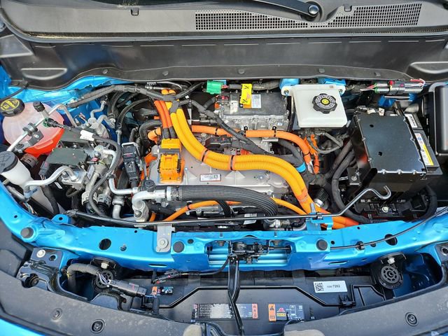 New 2027 Chevrolet Bolt LT w/ Comfort Package FWD image 29