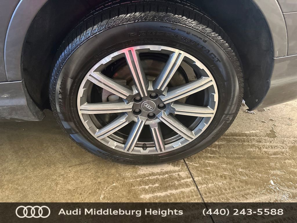 Used 2019 Audi Q7 3.0T Prestige w/ Prestige Package image 37