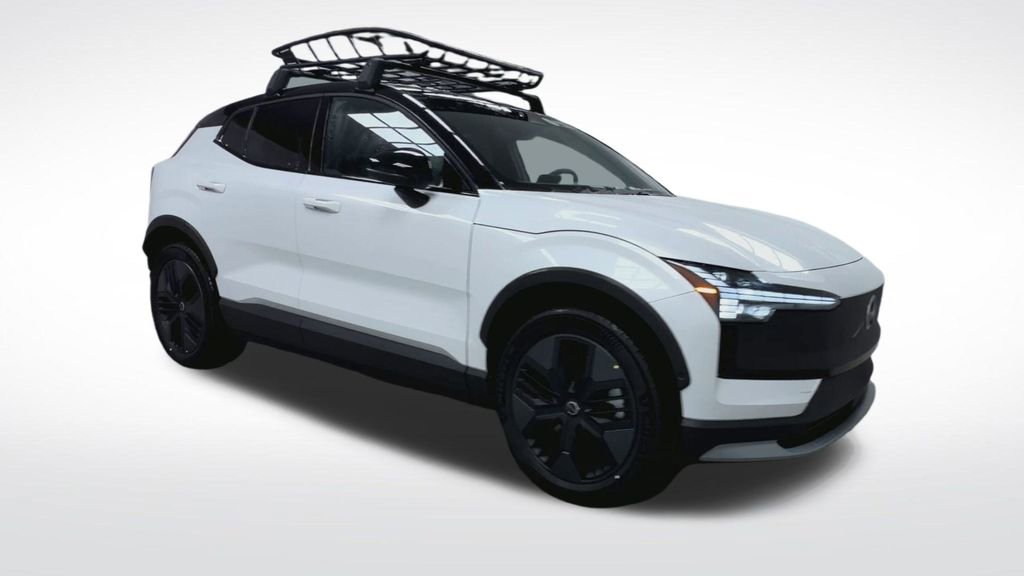 New 2026 Volvo EX30 Cross Country Ultra AWD/4WD image 2