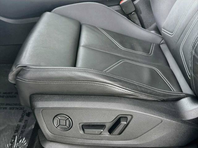 Certified 2024 Audi Q3 2.0T Premium w/ Convenience Package AWD/4WD image 17