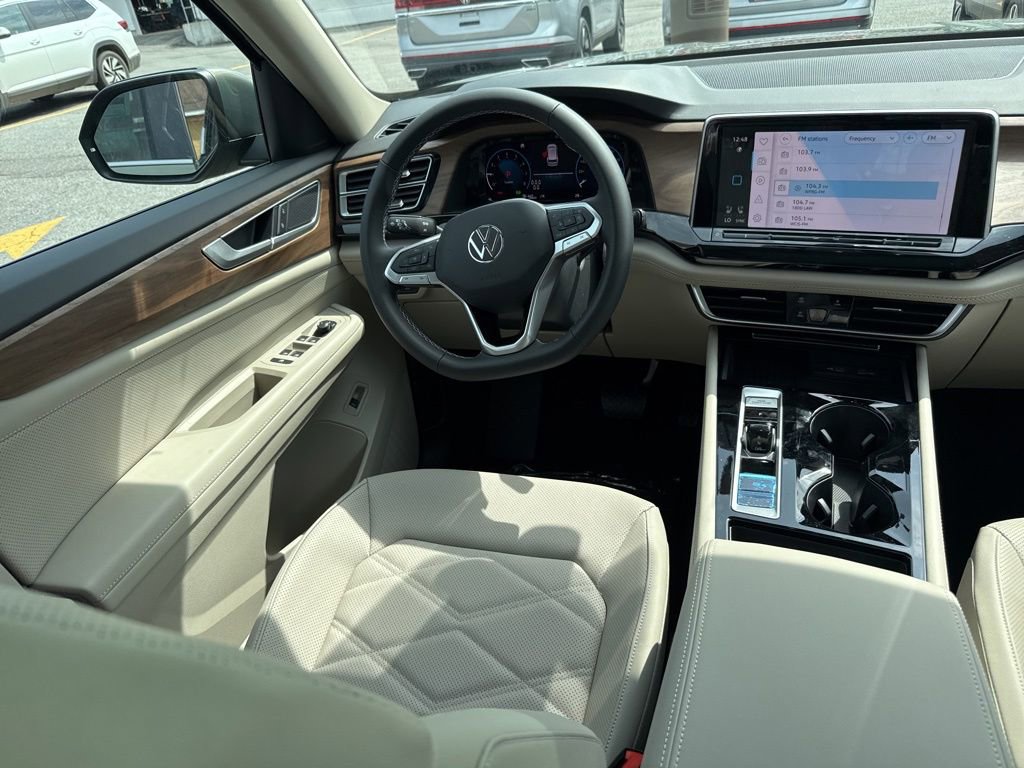New 2026 Volkswagen Atlas SE image 10