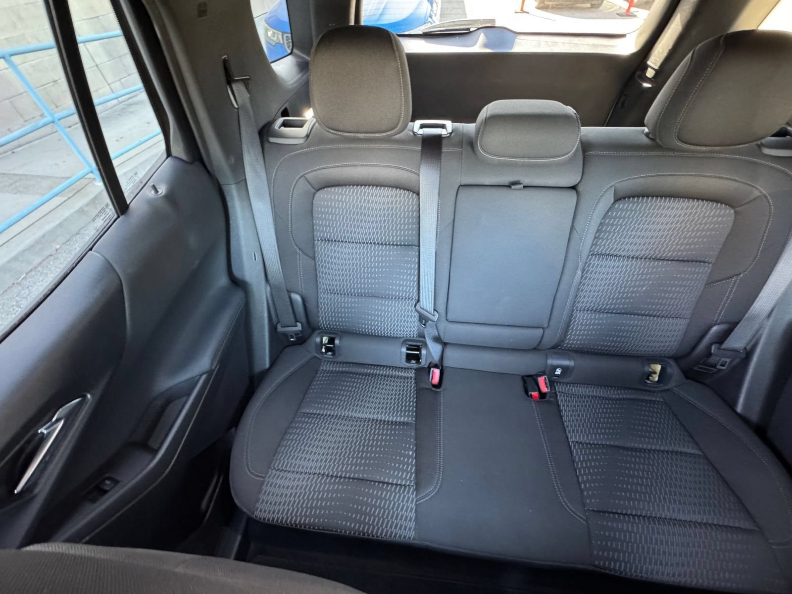 Used 2025 Chevrolet Equinox LT FWD image 40