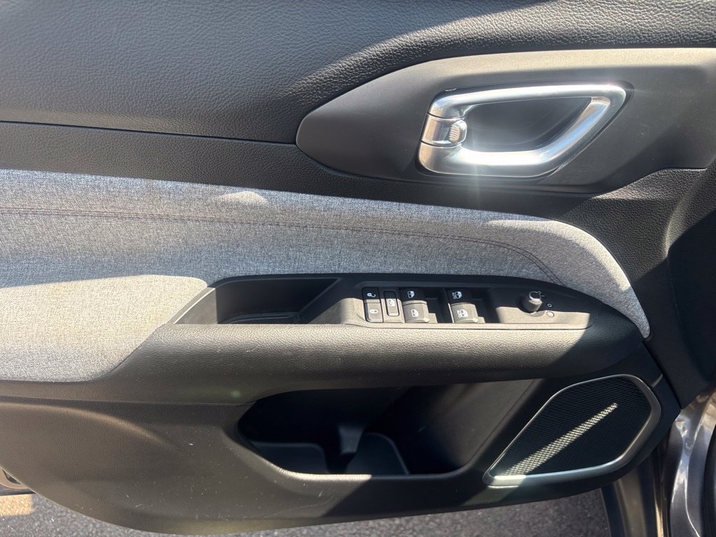 Certified 2023 Jeep Compass Latitude AWD/4WD image 12