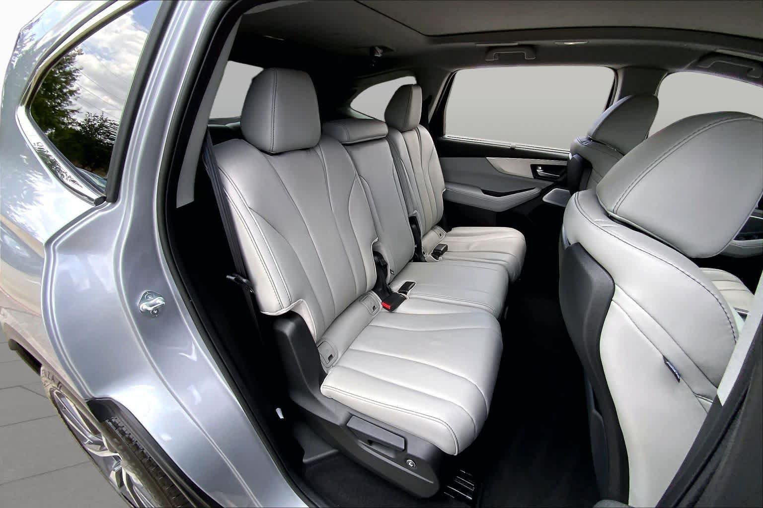 Used 2026 Acura MDX SH-AWD w/ Technology Package image 21