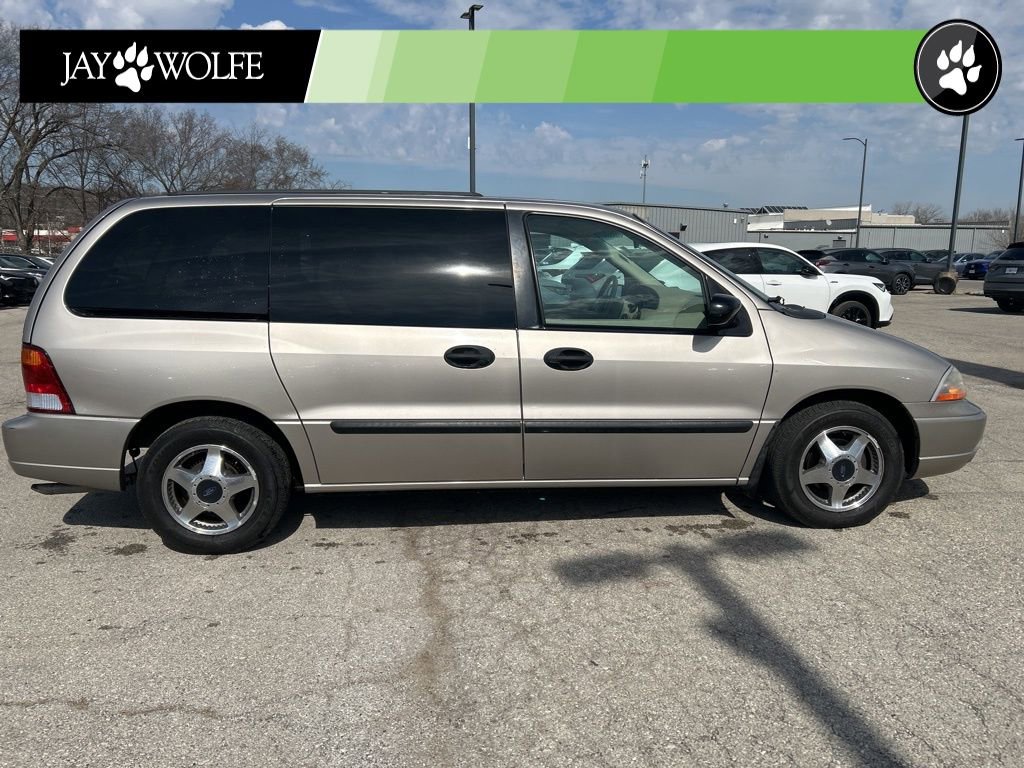 Used 2002 Ford Windstar LX image 4