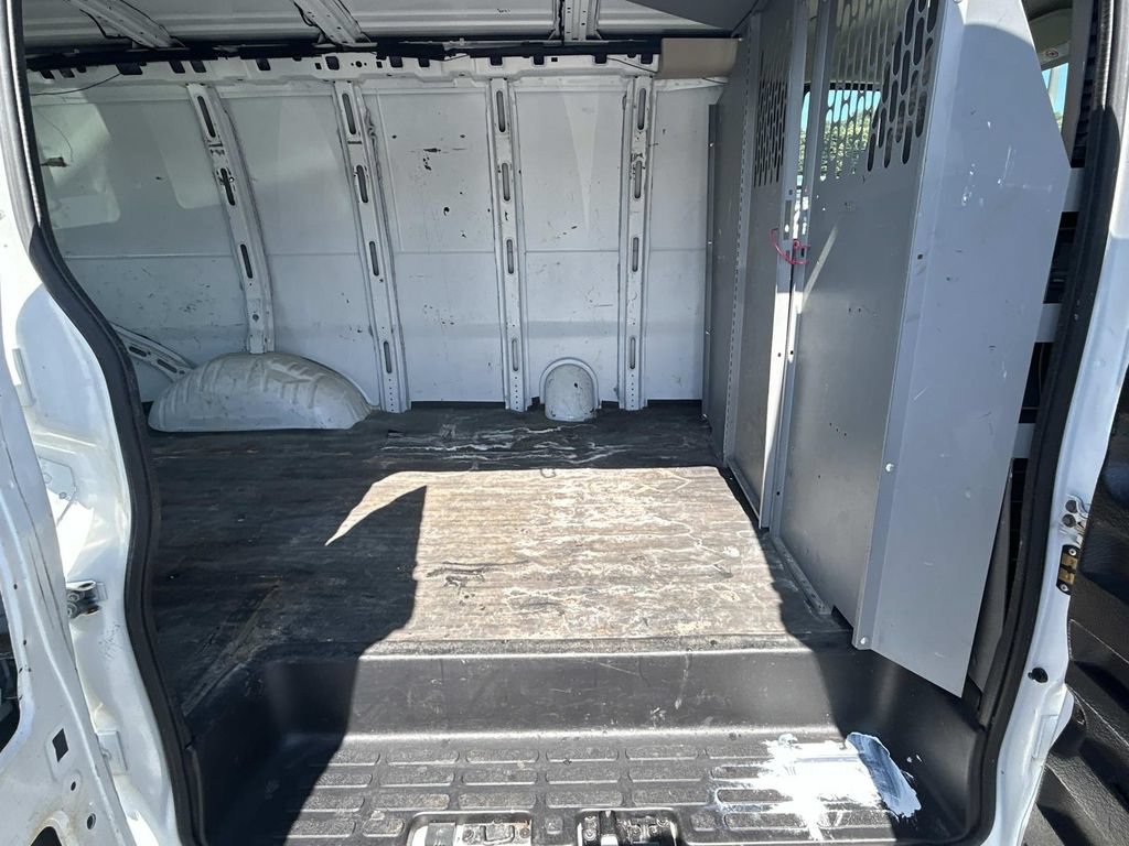 Used 2019 Chevrolet Express 2500 w/ Driver Convenience Package RWD image 14