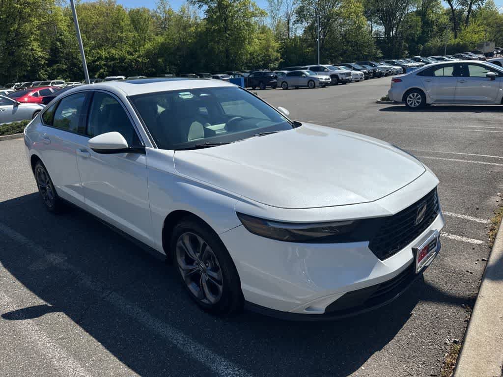 Used 2023 Honda Accord EX image 1