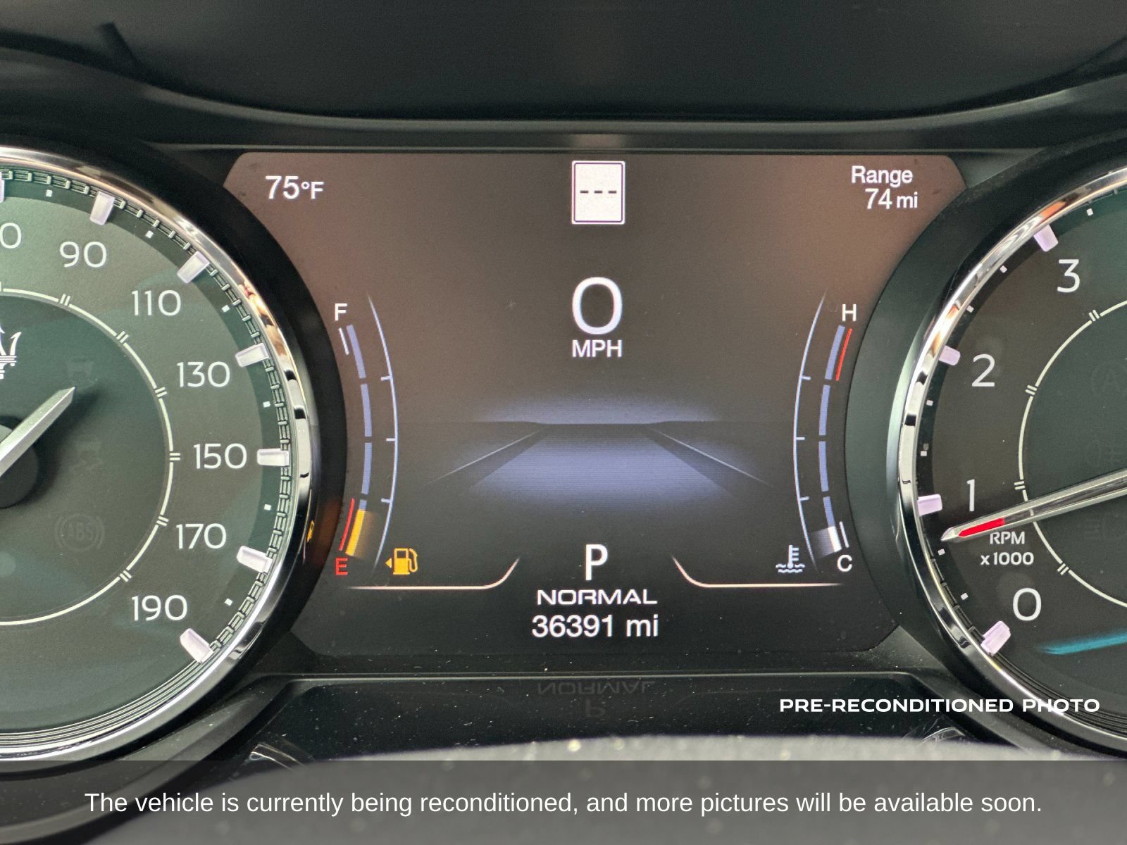 Used 2022 Maserati Quattroporte Modena RWD image 17