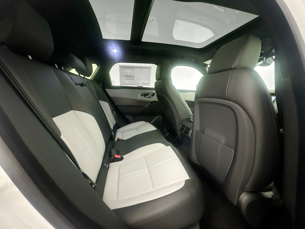 New 2026 Land Rover Range Rover Velar S AWD/4WD image 27