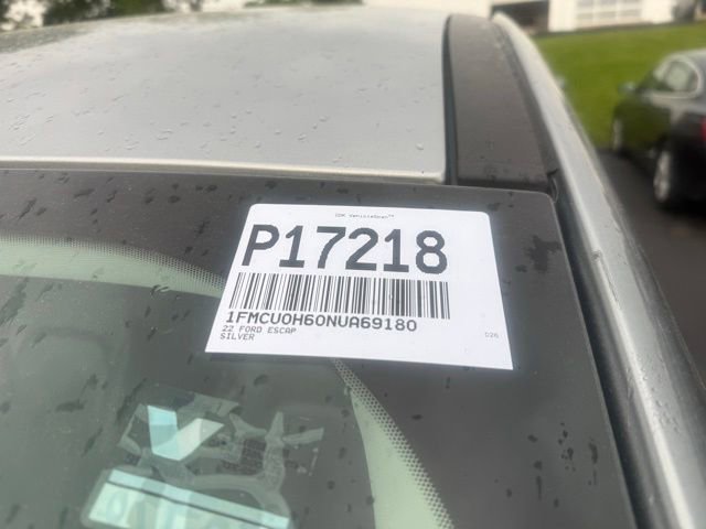 Used 2022 Ford Escape SEL FWD image 9