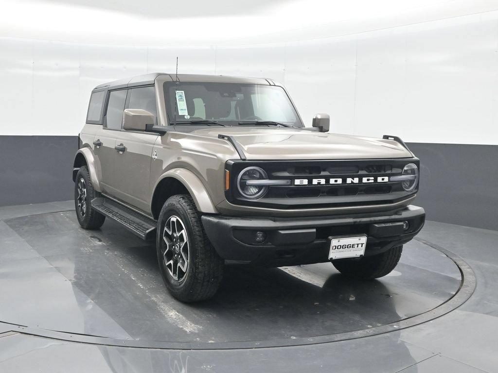New 2026 Ford Bronco Outer Banks AWD/4WD image 8