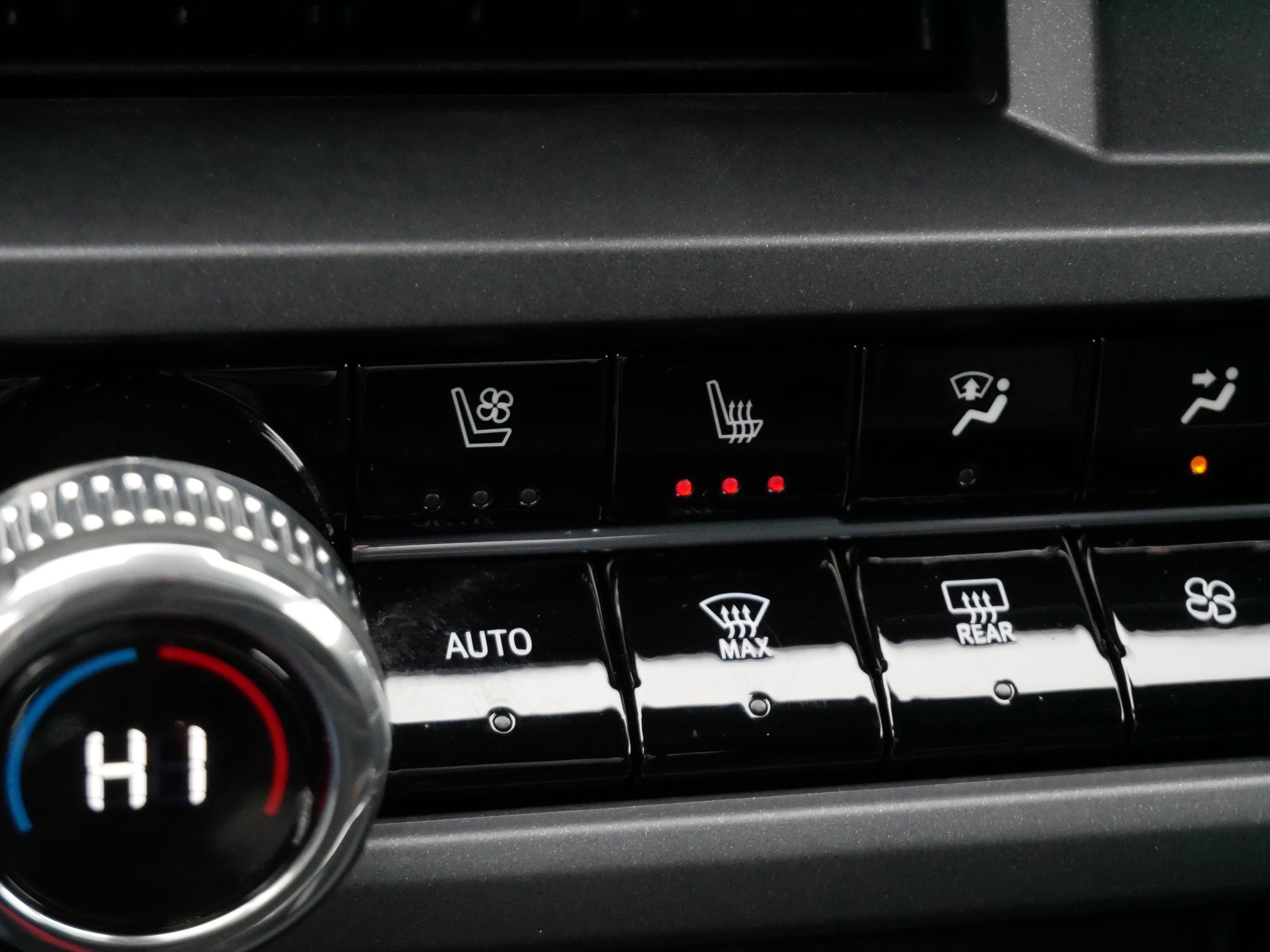 Used 2024 Acura ZDX A-Spec image 32