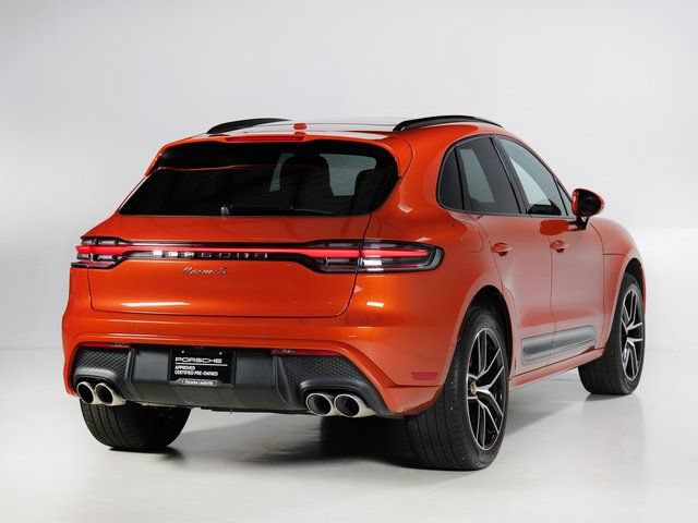 Certified 2024 Porsche Macan S AWD/4WD image 9