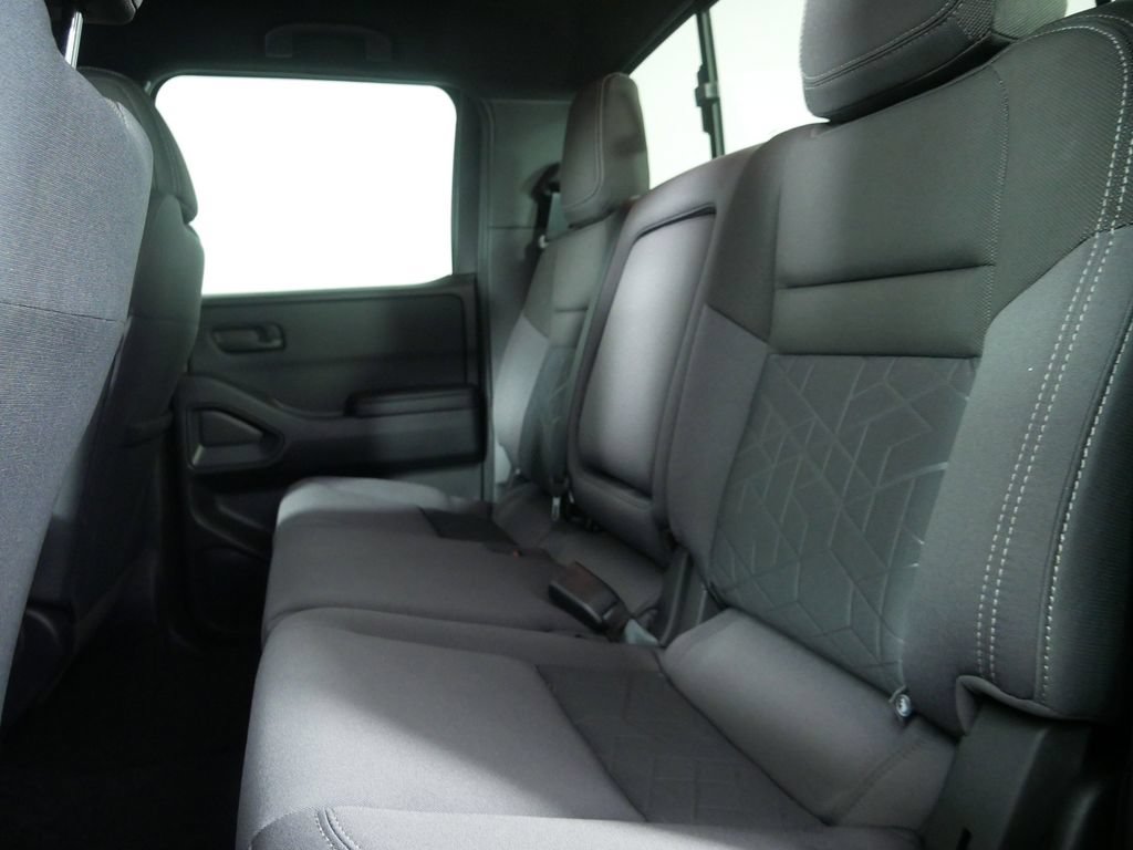 Used 2026 Nissan Frontier SV w/ Tow Package AWD/4WD image 16