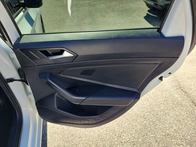 Used 2021 Volkswagen Jetta SE image 28