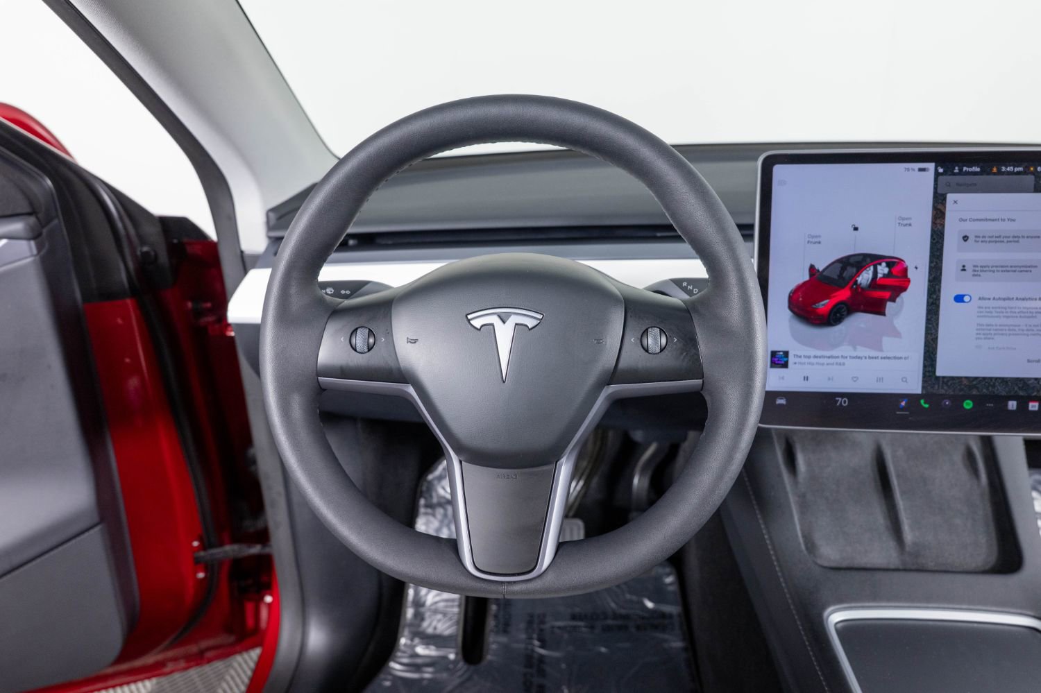 Used 2024 Tesla Model Y Long Range image 29