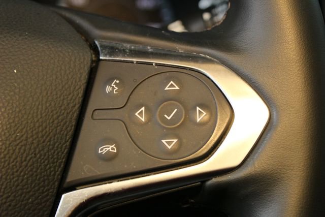 Used 2023 Chevrolet Traverse LT image 23