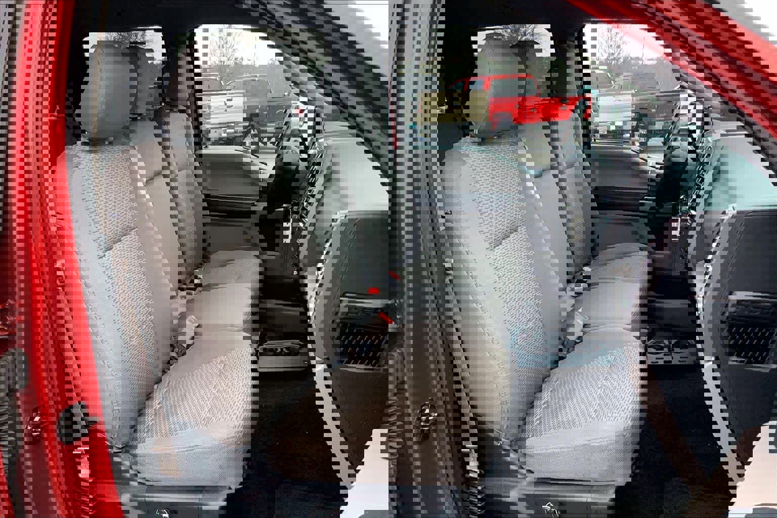 Used 2015 Ford F150 XLT w/ Equipment Group 302A Luxury image 8