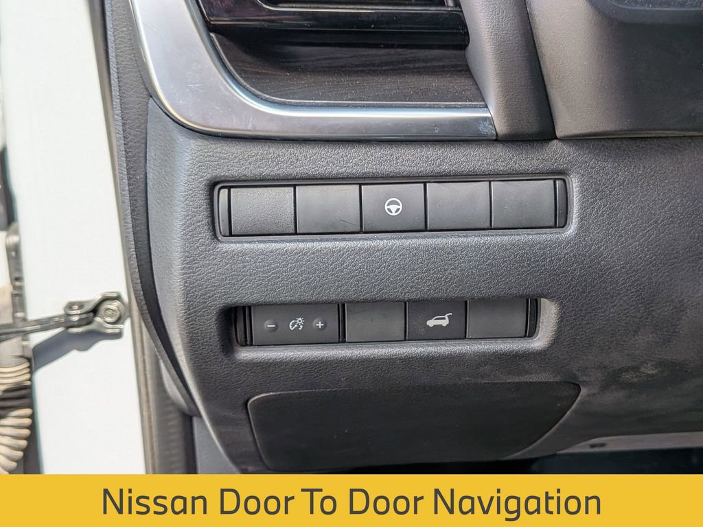 Used 2021 Nissan Rogue SL w/ Premium Package image 20